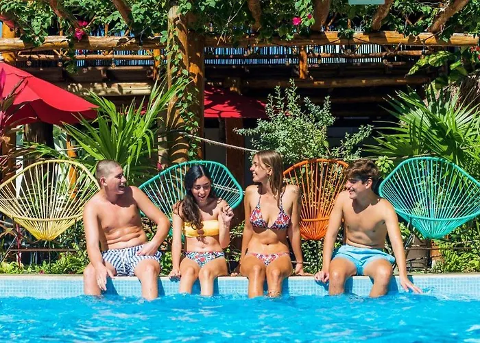 Colibrí Suites&bungalows Hotel 4*